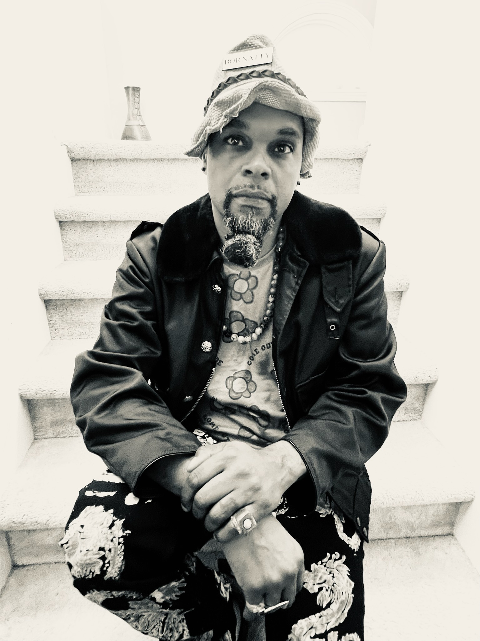 We Gon Shine – Mr. Rozzi